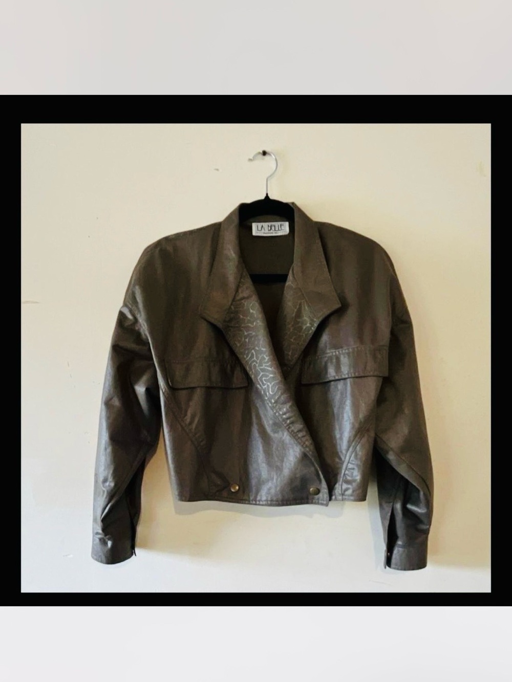 La Belle Olive Green Cropped Leather Jacket - Picture 3 of 6